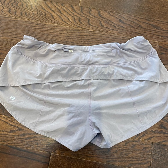 Lululemon Speed Up running shorts with pocket - Picture 4 of 6